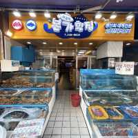 【釜山】新鮮魚介がズラリと並ぶ韓国一の魚介市場🐟