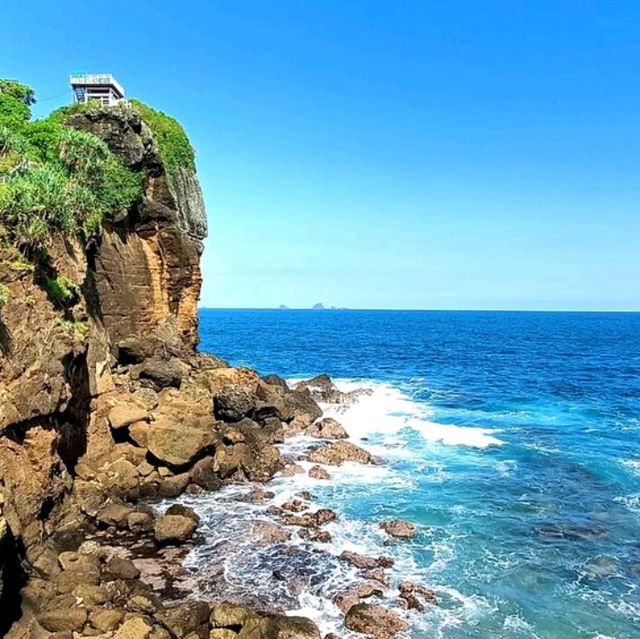 Title:papuma beach. Location:jember indonesia
