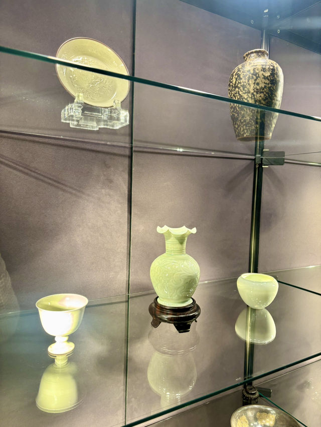 【中環】蘇富比旗艦藝廊：唐英絕響洋彩三元轉旋瓶，期間限定展覽