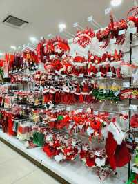 Transform Your Holiday Season with Mr. DIY’s Stunning Décor