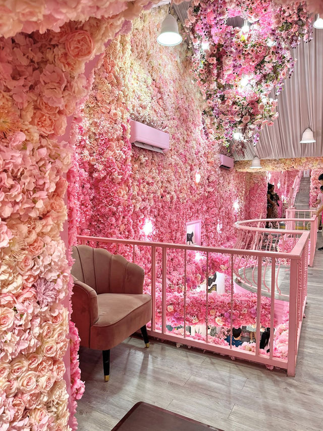 “ร้านคอระฆัง” ร้านสวยในตัวเมืองภูเก็ต