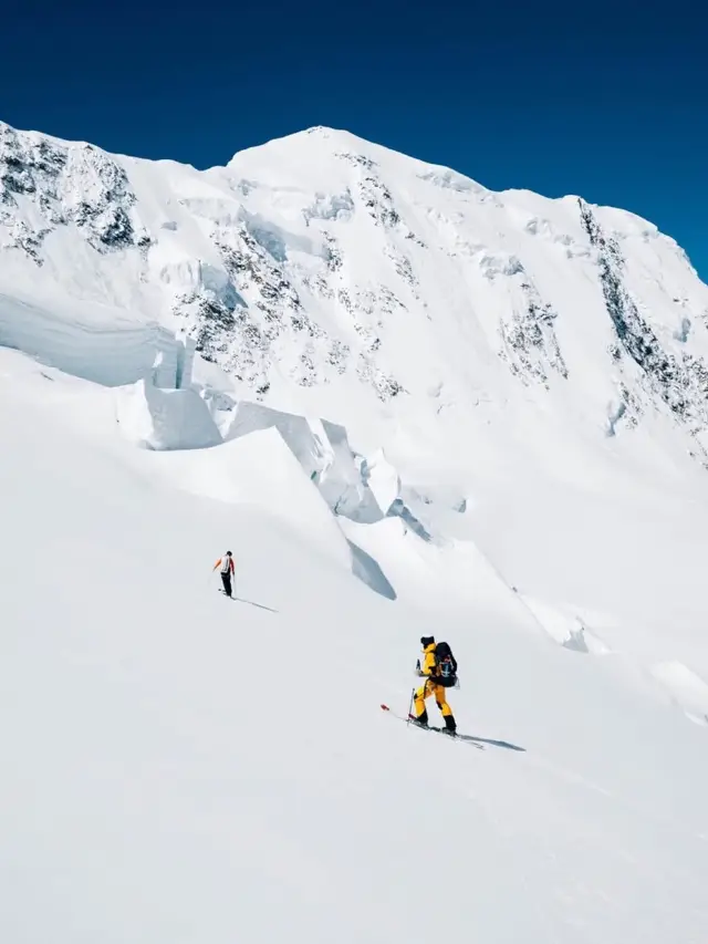 Skiing in Valais Wallis: A Swiss Alpine Dream 🇨🇭