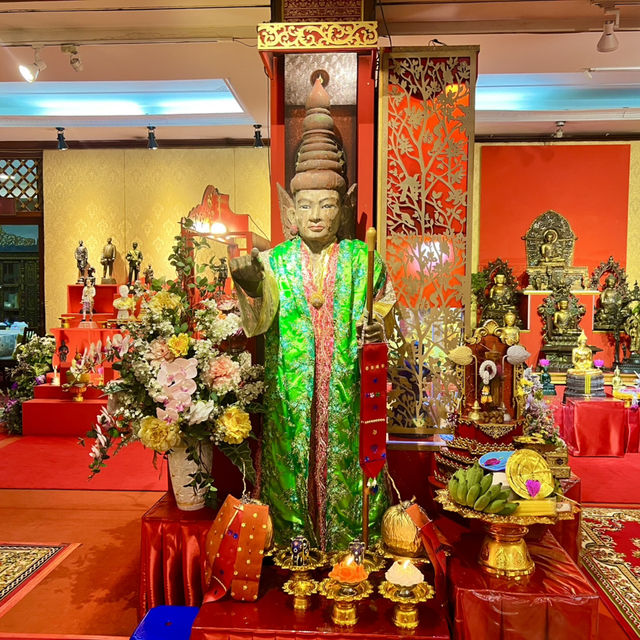โบสถ์ทรงสำเภา วัดยานนาวา
