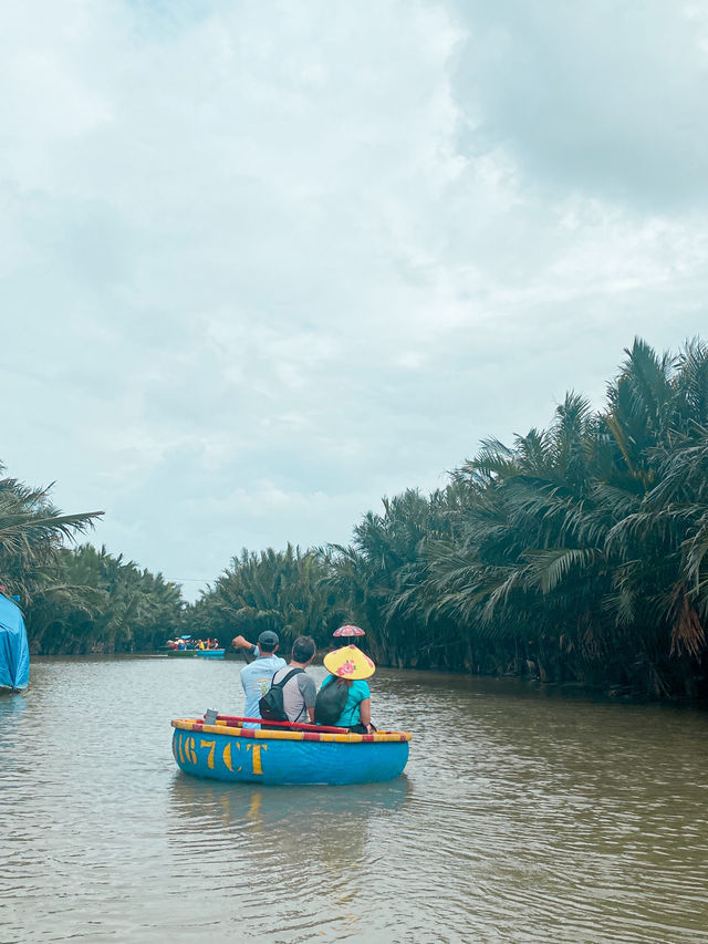 Must Experience Basket Boat Ride in Hoi An