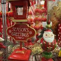 Red, Gold, and Sparkle: Christmas Treasures at SSF Home