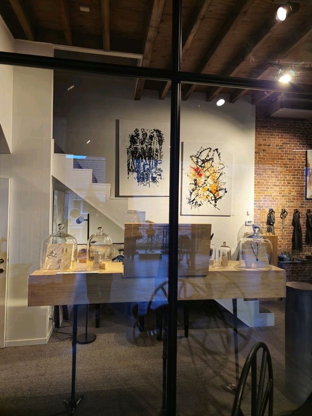 유럽여행 벨기에 브뤼허에 있는 Art Gallery Koetshuis