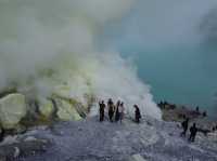 A journey to Mount Ijen: Witnessing the sulfur miners  