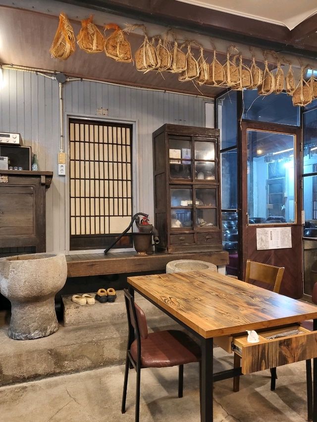 역사와 전통의 진주 찐노포맛집