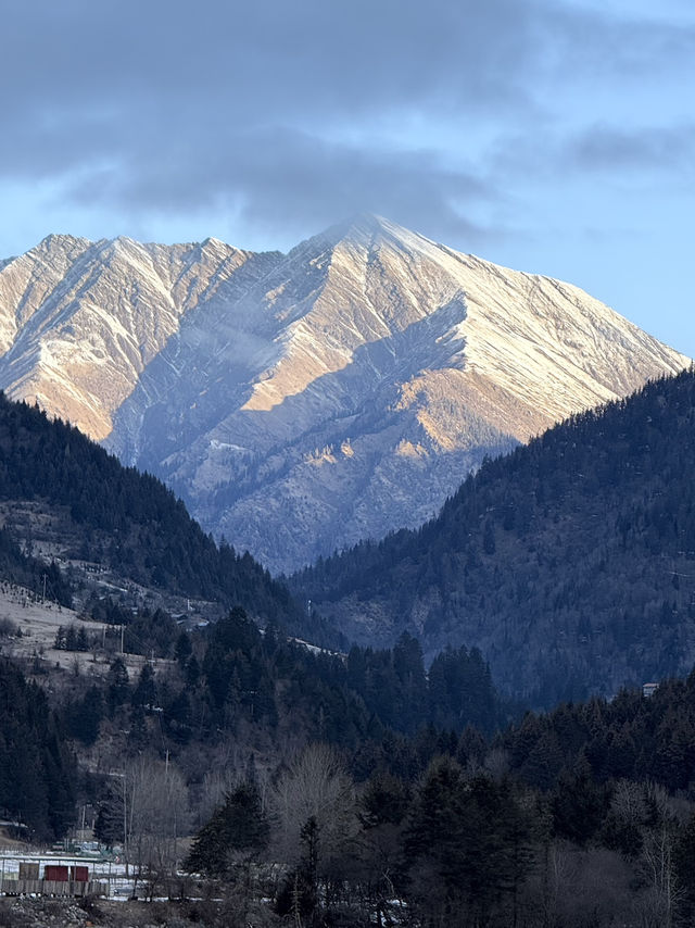 ต้ากู่ปิงชวน (Dagu Glacier)