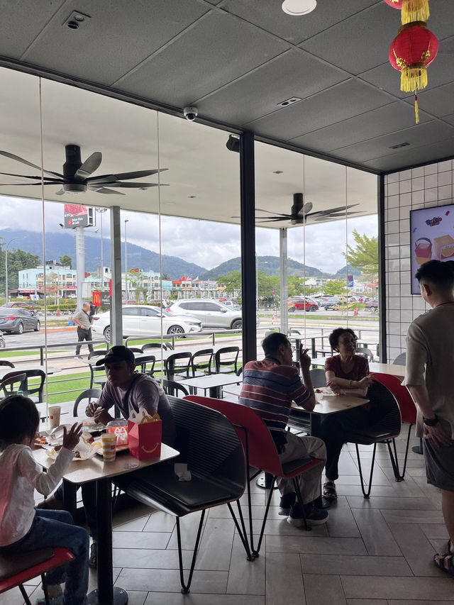 McDonald's Pit Stop: A Tasty Break at Perhentian Gua Musang