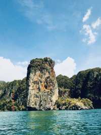 หาดไร่เลย์ – สวรรค์ลับกลางทะเล ที่ต้องมาสักครั้ง!