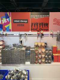 BTS POP-UP STORE: space of BTS ที่สยามดิส