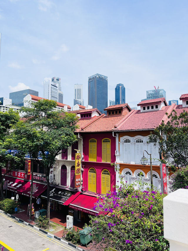 “Chinatown Singapore: A Timeless Tapestry of History and Modernity”