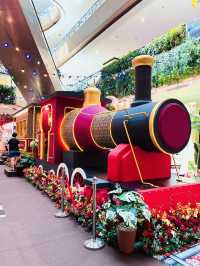 “Starling Mall Shines with Enchanting Hari Raya Splendor!”
