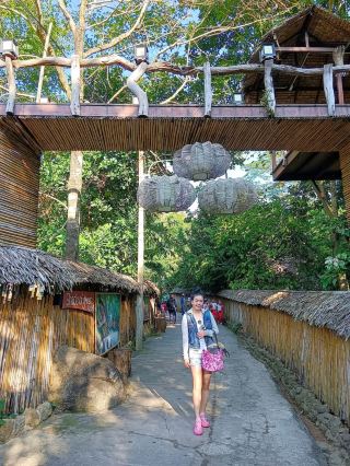 Mon Huai Nam Sai Village