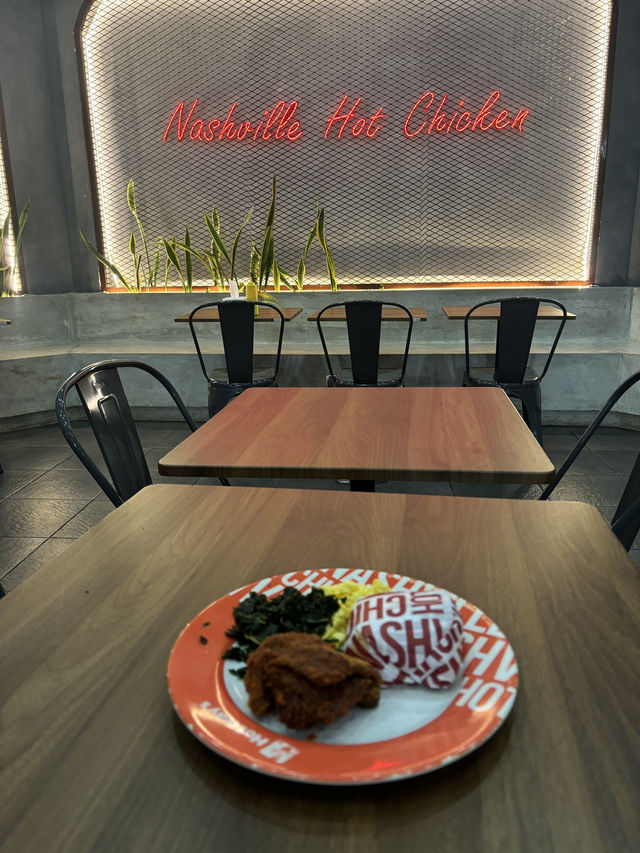 A Guide to Enjoying Hotway’s Chicken Lombok 🍗🔥