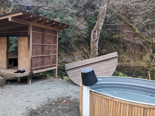 【相模原】川にダイブ！？キャンプ場にある極上サウナ！