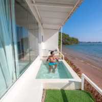 Seashell Village Beach Resort  