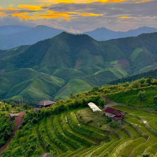 นอนที่พักหลักร้อย วิวหลักล้านของจริงงง⛰️💚🍃