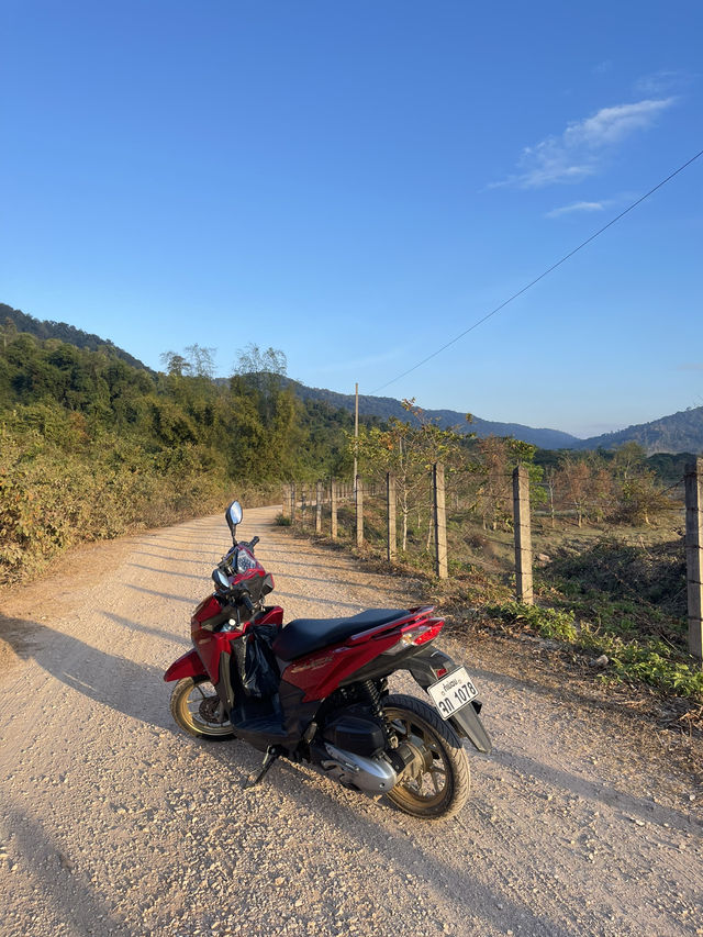 📍寮國。摩托車環線 Pha Katai Viewpoint