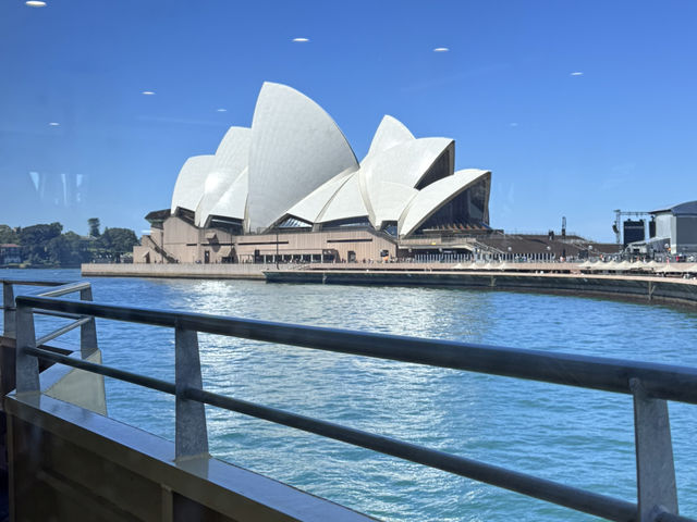 Come explore Sydney!