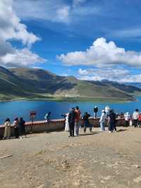 Yamdrok Lake: Tibet’s Turquoise Treasure