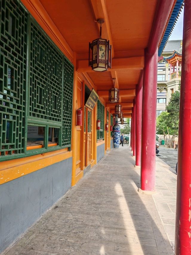 Exploring the Dongguan Mosque in Xining: A Hidden Gem of Qinghai