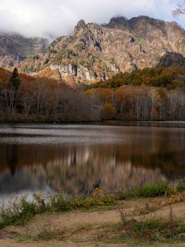 戸隠の鏡池🌿 静寂に包まれた絶景リフレクション