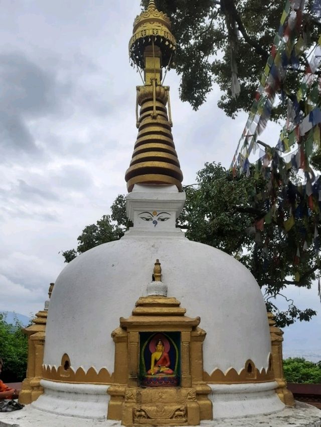 尼泊爾加德滿都著名古跡寺廟景點:猴庙स्वयम्भू महाचैत्य，適合打卡拍照📸祈福