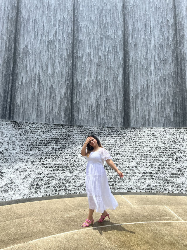 A waterfall or a waterwall? Decode here.