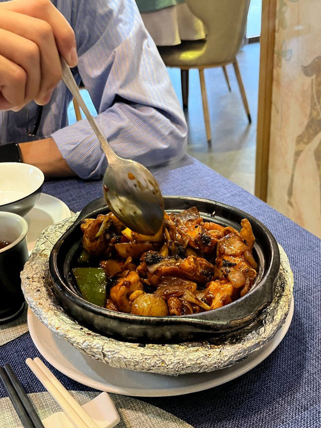 香港佐敦必嚐惹味煲仔飯