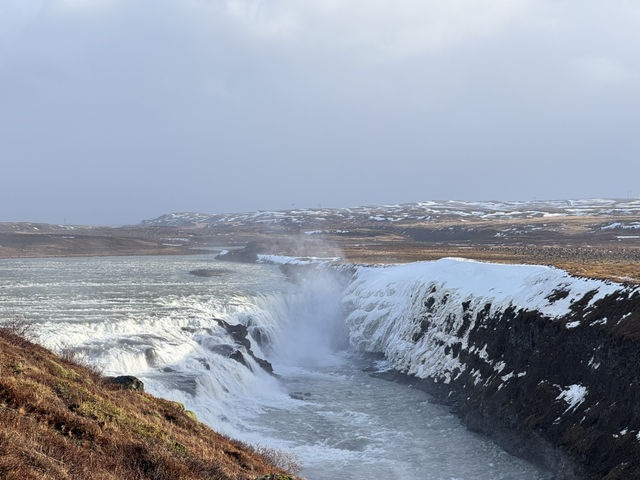 Aurora Dreams: An Icelandic Escape Chasing the light