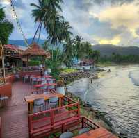 ร้านอาหารติดริมทะเล ขนอม