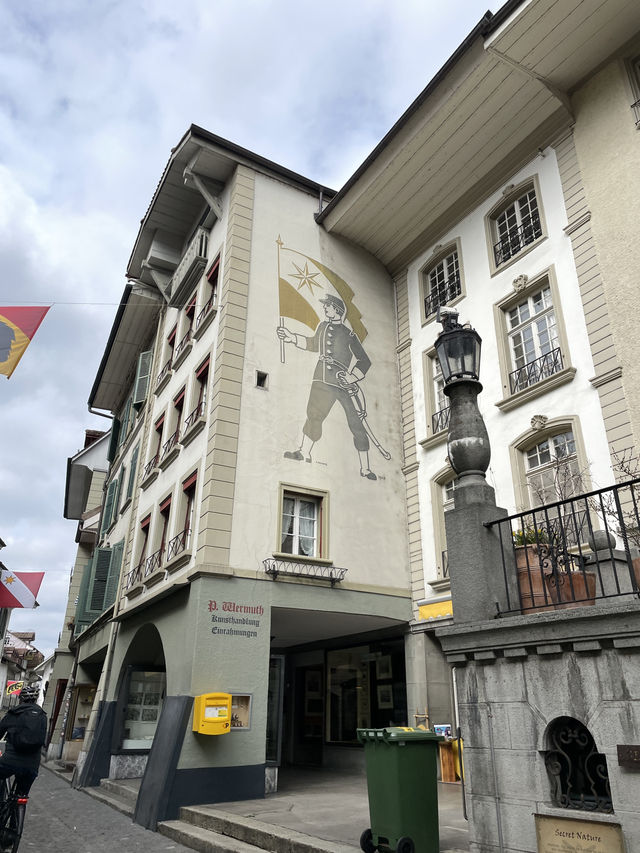 【スイス】おすすめの街トゥーン