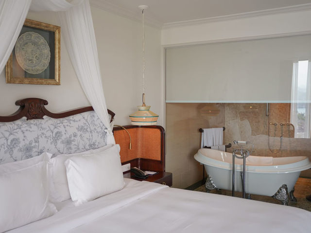Hotel Perle d'Orient MGallery Cát Bà 