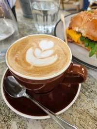 Stella at Hensley's Beach – A Hidden Gem for Brekkie Lovers