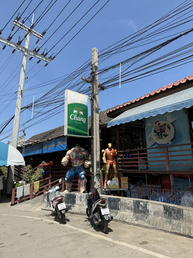 ร้านริมเขื่อนมินิ อาหารทะเลสด อร่อย ไม่แพง!!