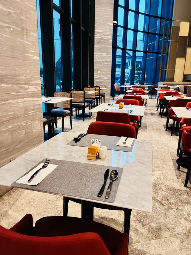 Comfort and Flavor Combined: Dining at Nomadic Restaurant Kuching