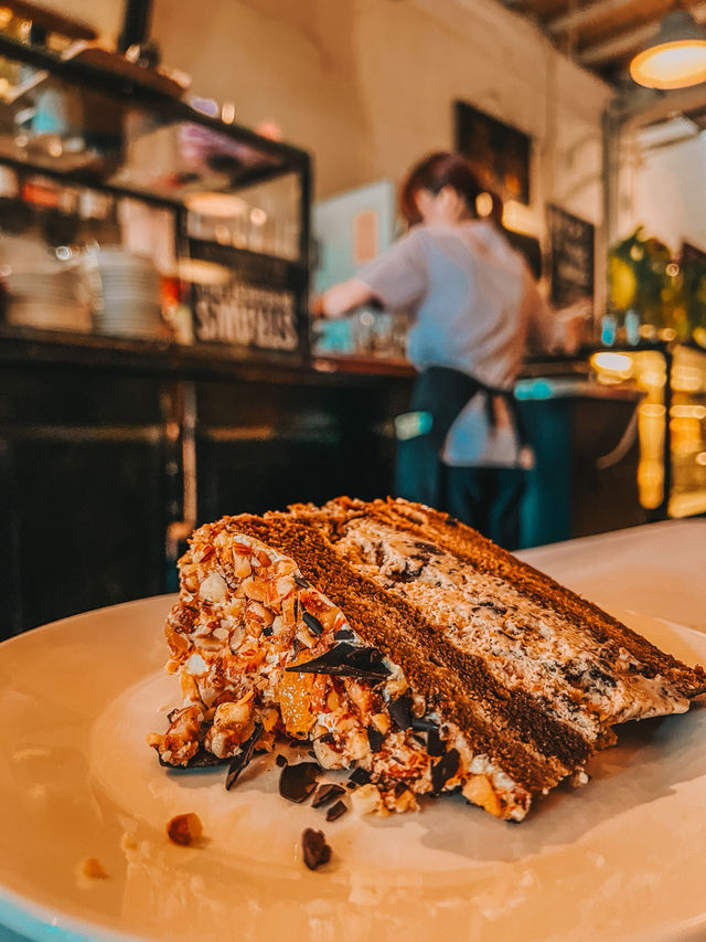 Slice of Heaven: Indulging in Penang’s Most Famous Cakes at ChinaHouse