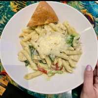 【千葉/舞浜🇯🇵】まるでジャングル内でお食事体験？！Rainforest Cafe