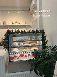รีวิว une fille cafe and space 
