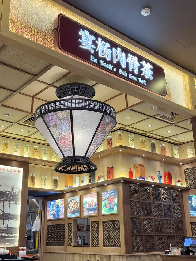 A 30-Year Journey of Perfecting the Broth: En Yeoh’s Bak Kut Teh