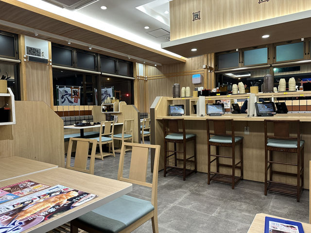 【資さんうどん｜すけさんうどん】 北九州発！福岡・九州民に愛されるソウルフードうどん店