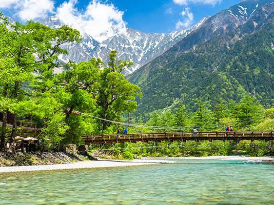 🌲 大自然と歴史の宝庫！四季を味わう癒しの長野県