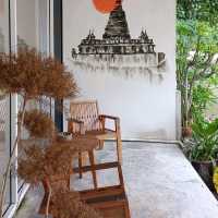 lovely eatery