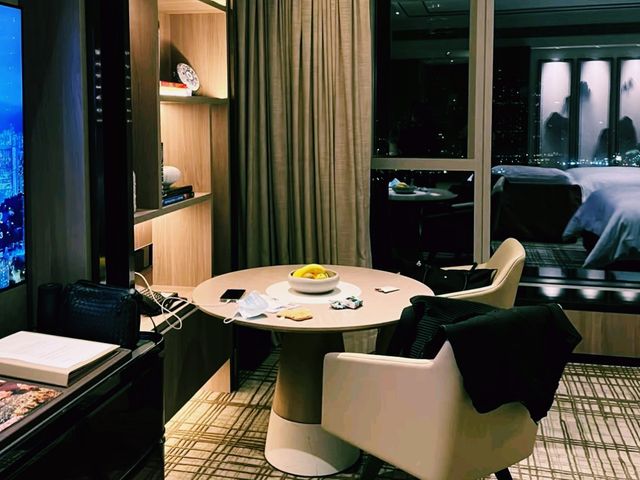 香港親子酒店推薦：香港四季酒店，使用trip.com預訂享受最大優惠
