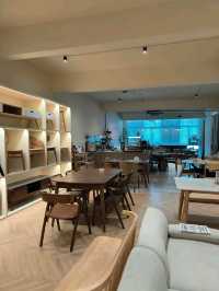 Budget-Friendly Coffee & Calm in Hong Kong