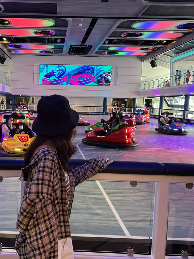Cruising & Gaming : My Royal Caribbean Adventure!