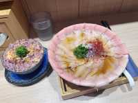 新莊排隊名店｜熊越岳拉麵：免費續麵續湯太佛心，飯也超驚豔！