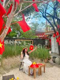 Quán cà phê ngập tràn hoa xinh mới toanh tại Thủ Đức